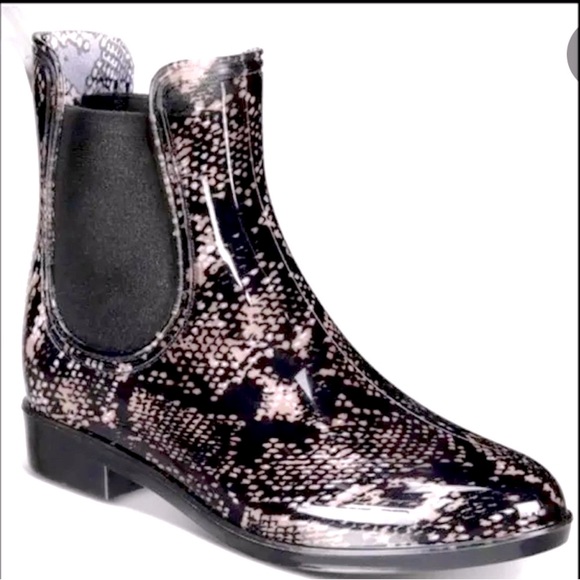 INC International Concepts Shoes - 🌺INC International Raelynn Rain Boots🌸🌺